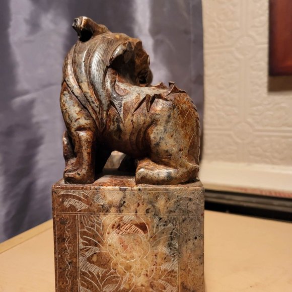 Beautiful & rare Marble carved Foo Dog Bookends Extremely old and very detailed - Picture 9 of 9